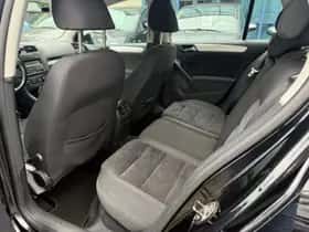 Volkswagen Golf thumbnail 11
