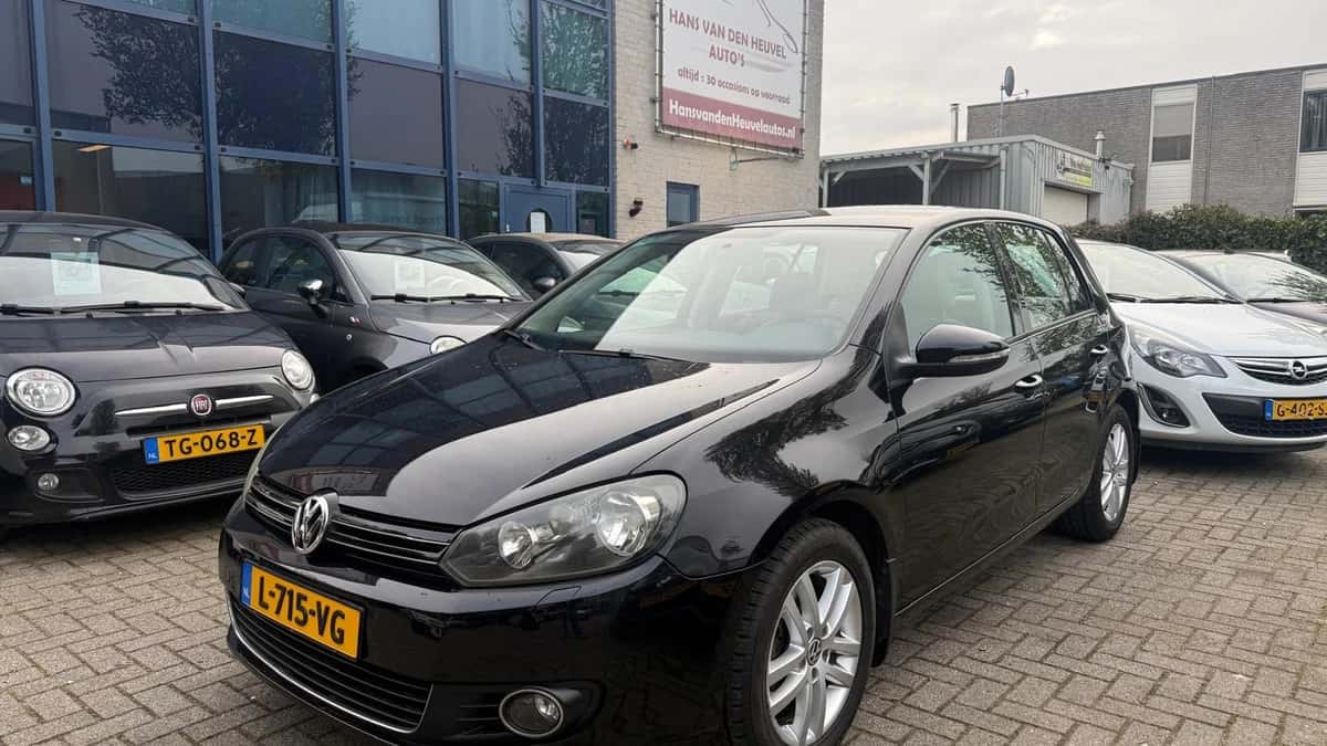 Volkswagen Golf — foto 1