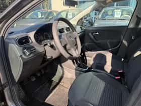 Volkswagen Polo thumbnail 9