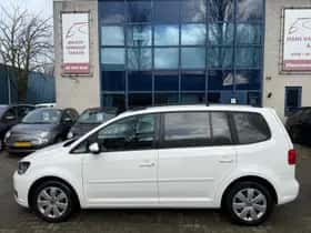 Volkswagen Touran thumbnail 2