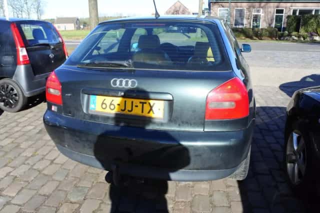 Audi A3 (1997) thumbnail 4