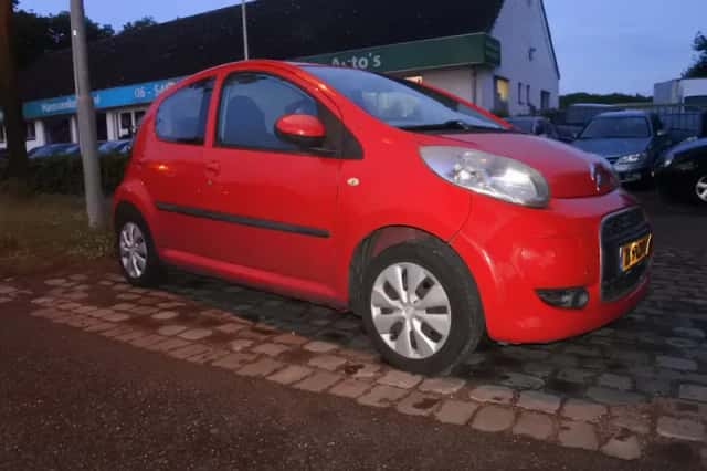 Citroën C1 (2011) thumbnail 2