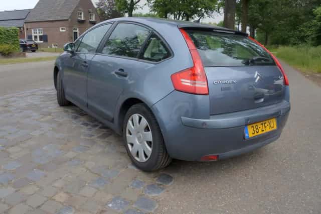 Citroën C4 (2008) thumbnail 5