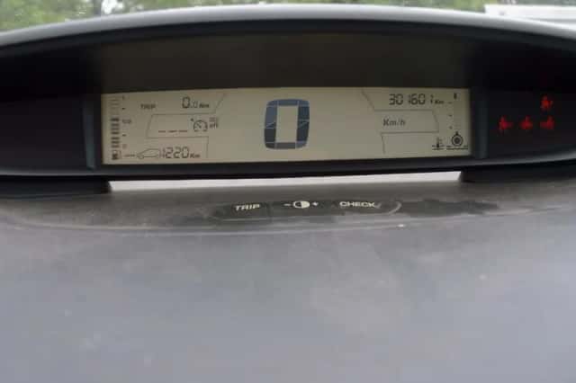 Citroën C4 (2008) thumbnail 6