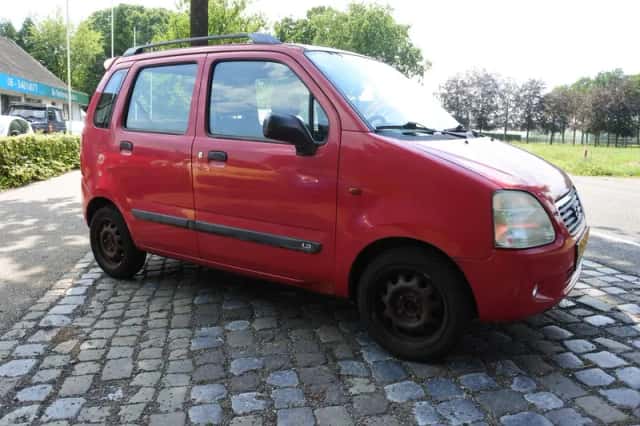 Suzuki Wagon R+ (2002) thumbnail 2