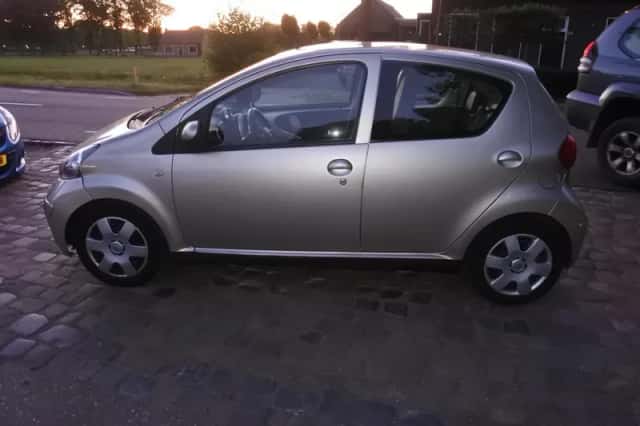 Toyota Aygo (2007) thumbnail 6