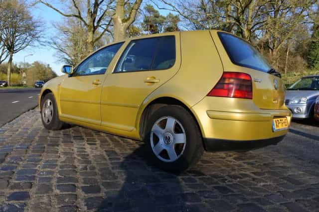 Volkswagen Golf (1999) thumbnail 6