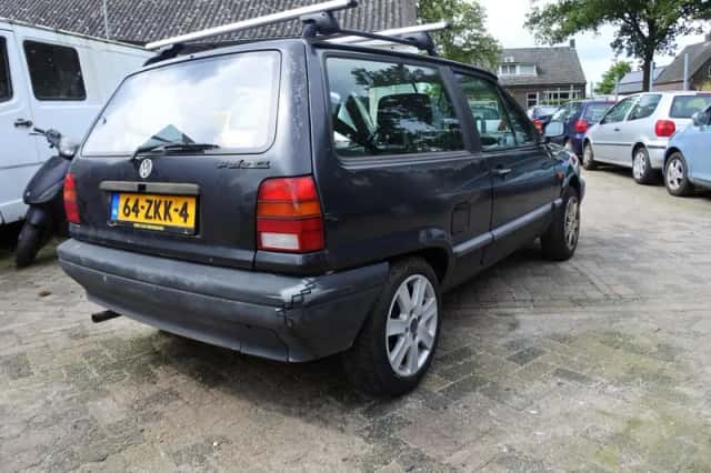 Volkswagen Polo (1993) thumbnail 2