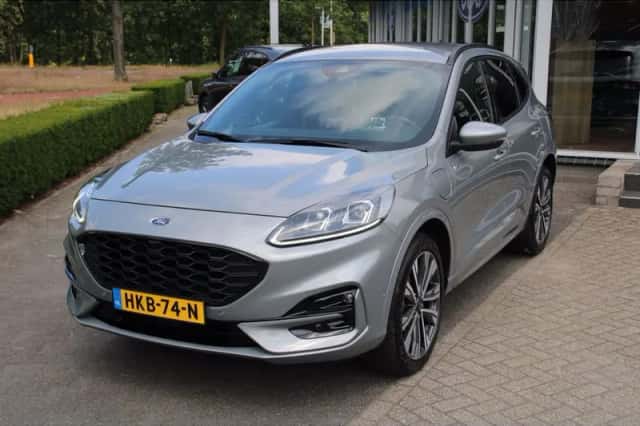 Ford Kuga (2024) thumbnail 2