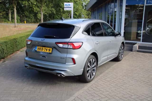 Ford Kuga (2024) thumbnail 5