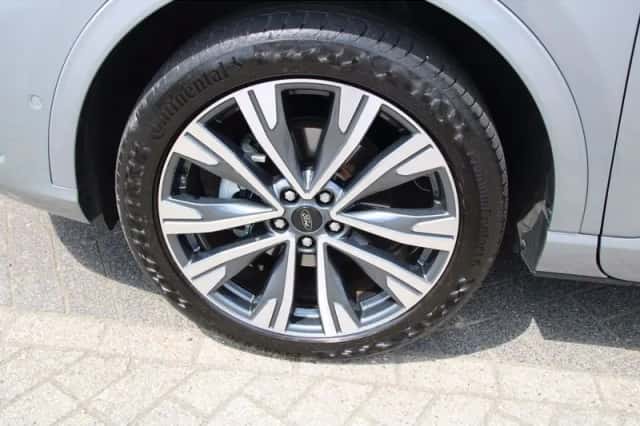 Ford Kuga (2024) thumbnail 6