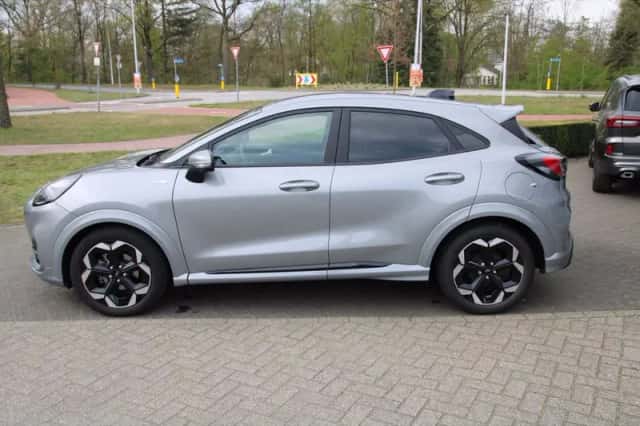 Ford Puma (2024) thumbnail 3