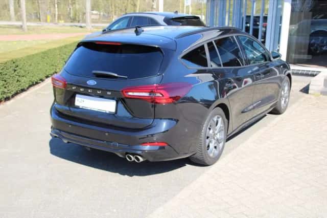 Ford Focus (2024) thumbnail 5
