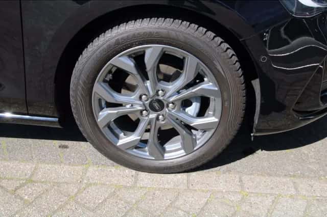 Ford Focus (2024) thumbnail 6