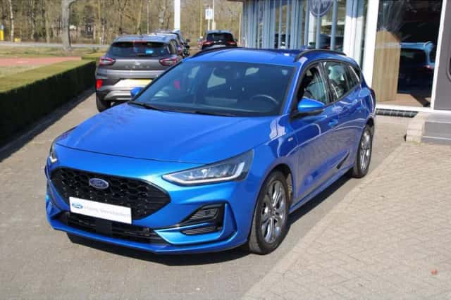 Ford Focus (2023) thumbnail 1