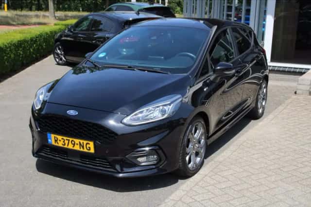 Ford Fiesta (2021) thumbnail 2
