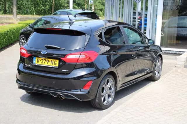 Ford Fiesta (2021) thumbnail 5