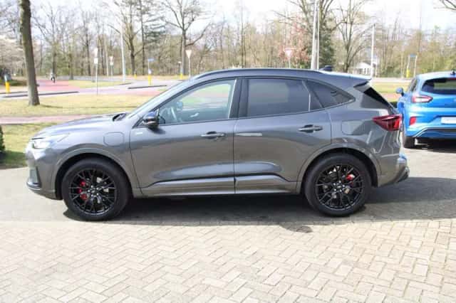 Ford Kuga (2025) thumbnail 3