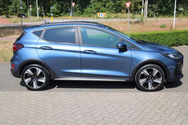 Ford Fiesta (2023) thumbnail 4