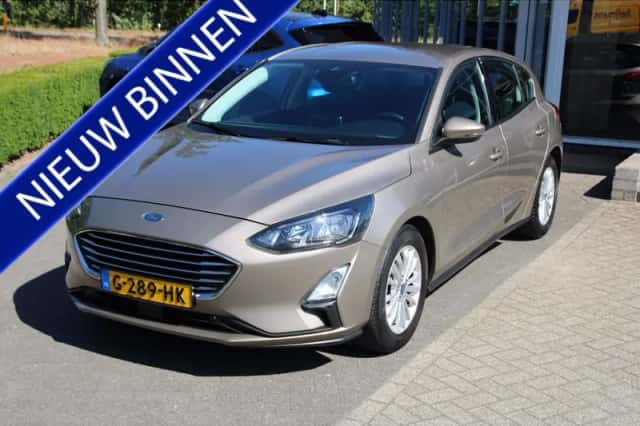 Ford Focus (2019) thumbnail 1