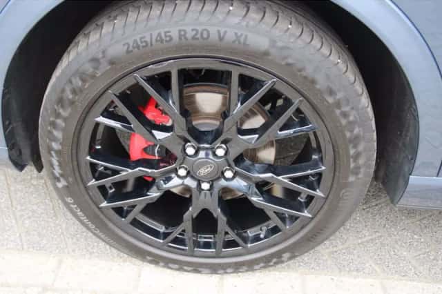 Ford Kuga (2023) thumbnail 6