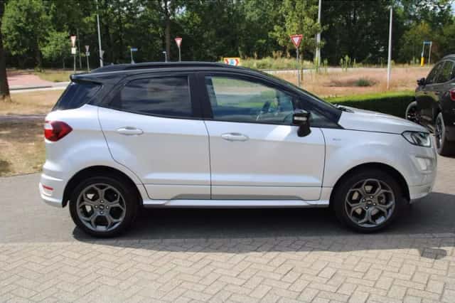 Ford EcoSport (2019) thumbnail 4