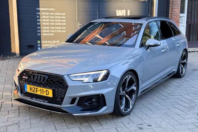 Audi RS 4 (2019) thumbnail 1