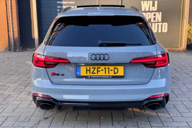 Audi RS 4 (2019) thumbnail 5