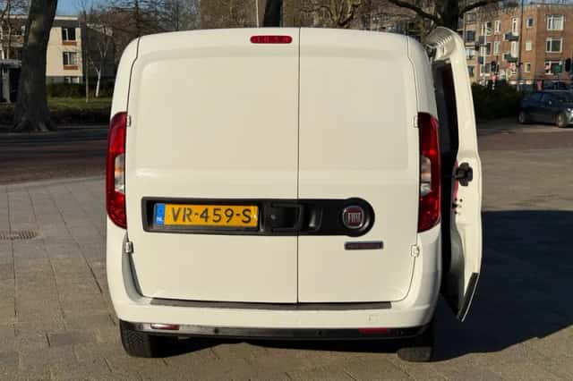 Fiat Doblò (2015) thumbnail 6