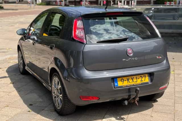 Fiat Punto (2013) thumbnail 4