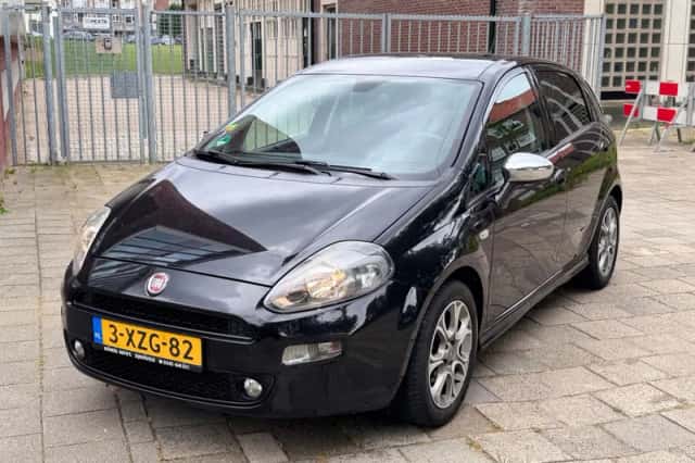 Fiat Punto (2014) thumbnail 1