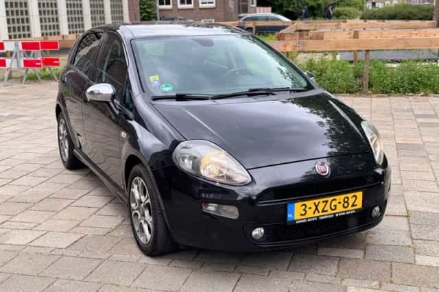 Fiat Punto (2014) thumbnail 3
