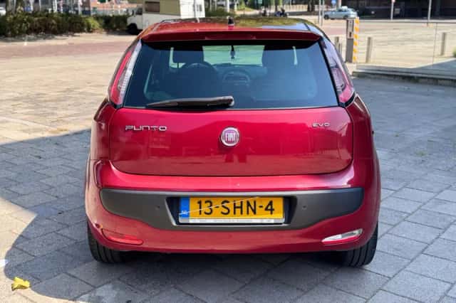 Fiat Punto (2011) thumbnail 5