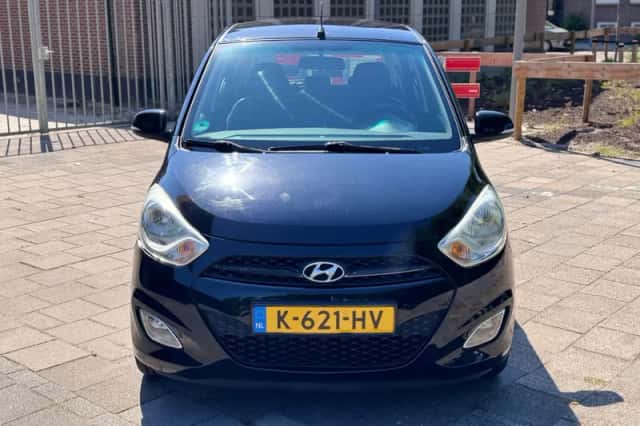 Hyundai i10 (2012) thumbnail 2