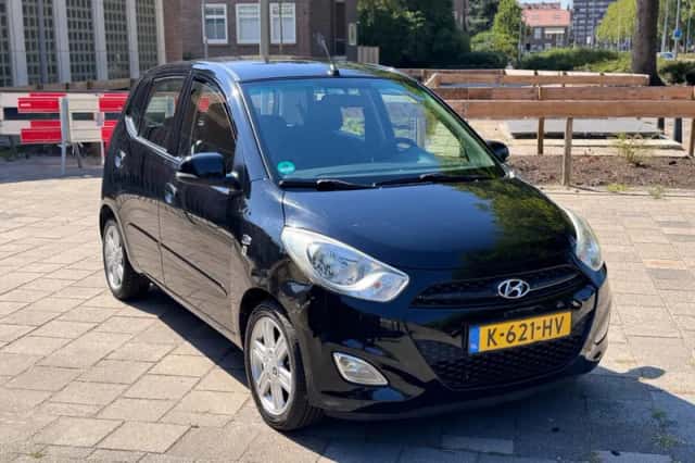 Hyundai i10 (2012) thumbnail 3