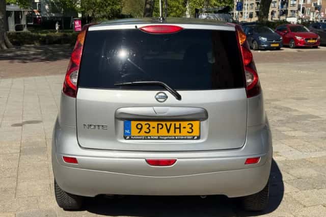 Nissan Note (2011) thumbnail 5