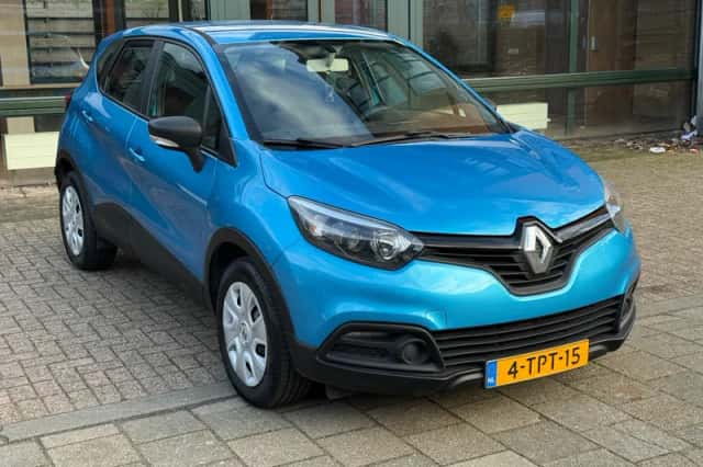 Renault Captur (2014) thumbnail 3