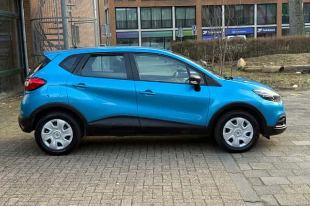 Renault Captur (2014) thumbnail 4