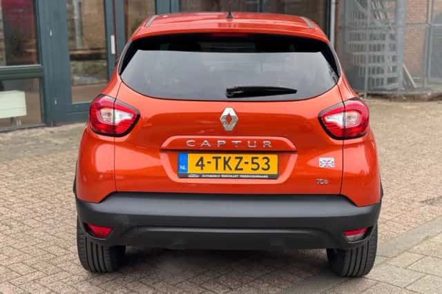 Renault Captur (2014) thumbnail 5