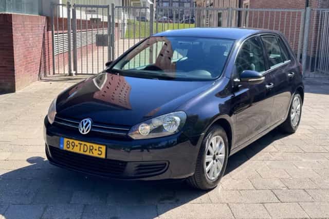 Volkswagen Golf (2012) thumbnail 1