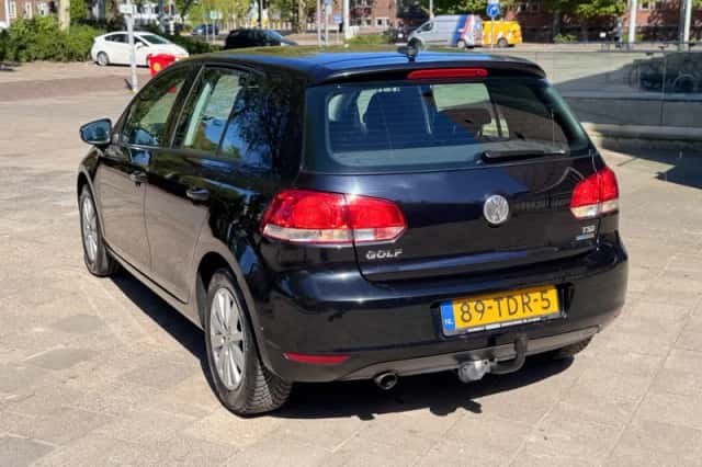 Volkswagen Golf (2012) thumbnail 6