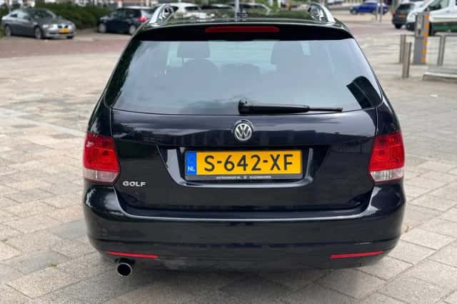 Volkswagen Golf (2012) thumbnail 6