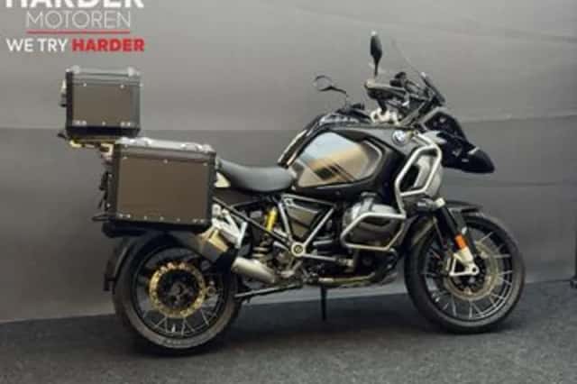 BMW R (2021) thumbnail 3