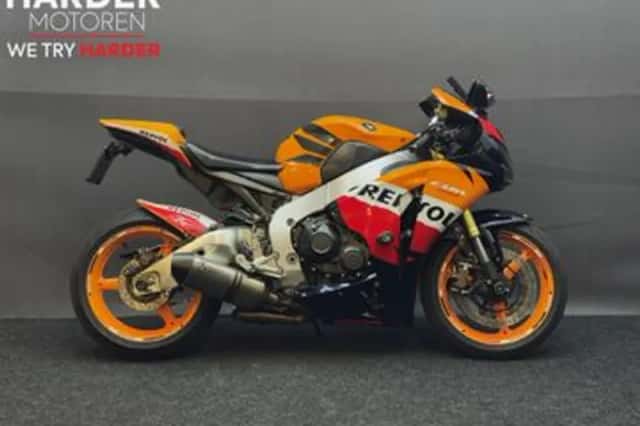 Honda CBR (2012) thumbnail 2