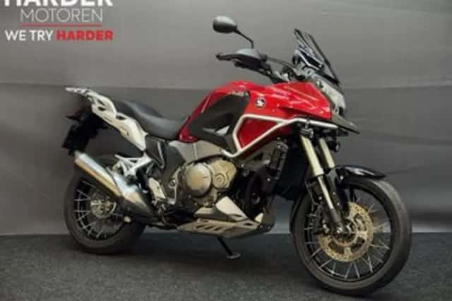 Honda VFR (2012) thumbnail 1