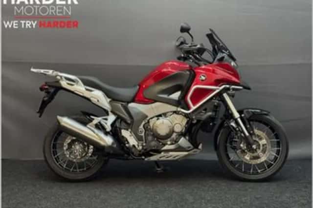 Honda VFR (2012) thumbnail 2