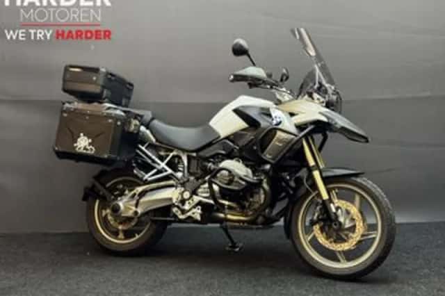 BMW R (2010) thumbnail 1
