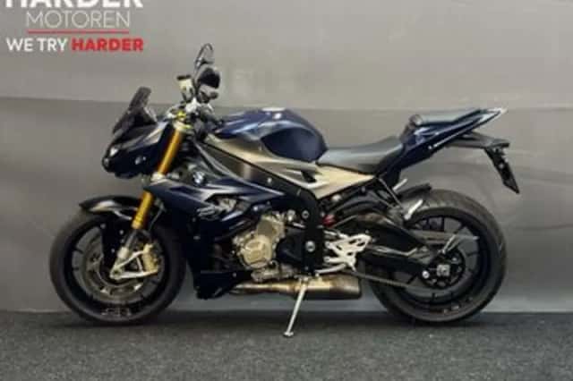 BMW S (2014) thumbnail 4