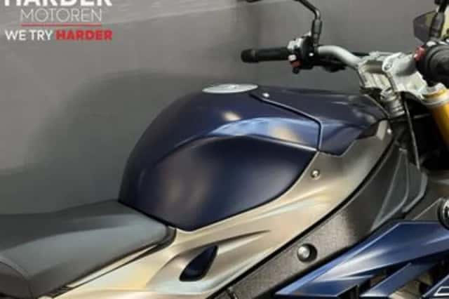 BMW S (2014) thumbnail 6