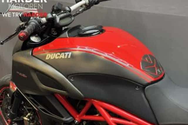 DUCATI DIAVEL (2012) thumbnail 5
